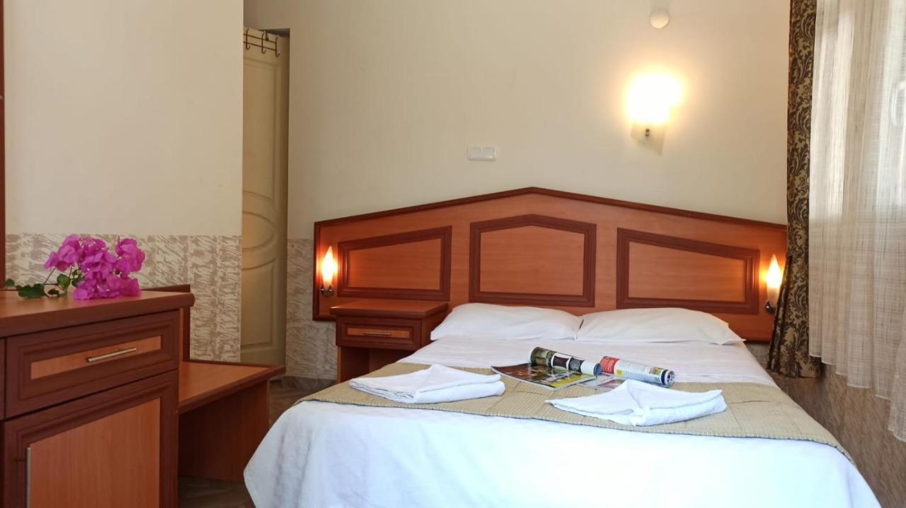 Ideal Pension Fethiye Bagian luar foto